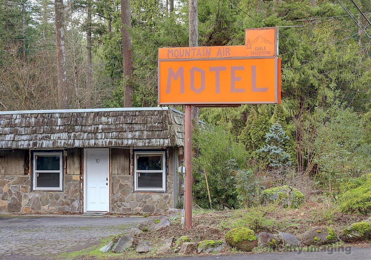 Newly Remodeled Motel Room #9 At The Base Of Mt Hood Mount Hood Village Exterior photo